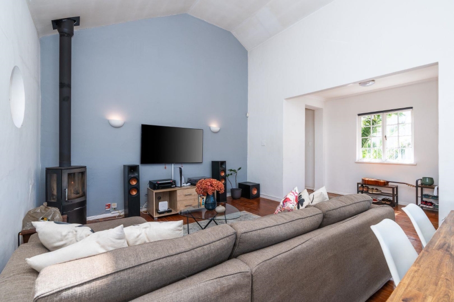 2 Bedroom Property for Sale in Oranjezicht Western Cape